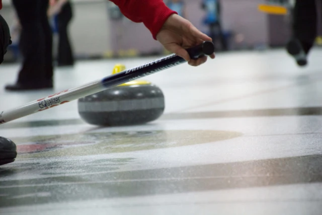 september-16-18-womens-curling-tournament-27