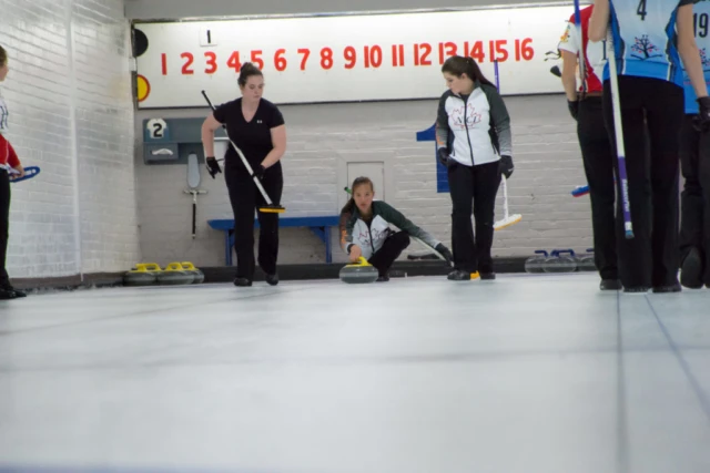 september-16-18-womens-curling-tournament-28