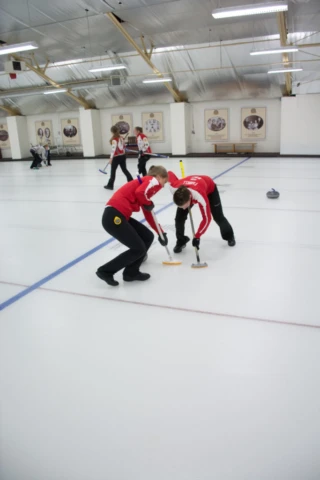 september-16-18-womens-curling-tournament-40