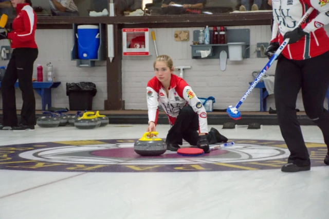 september-16-18-womens-curling-tournament-41