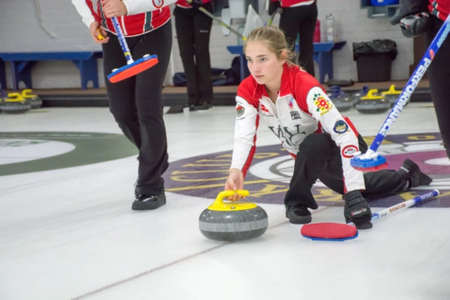 september-16-18-womens-curling-tournament-43