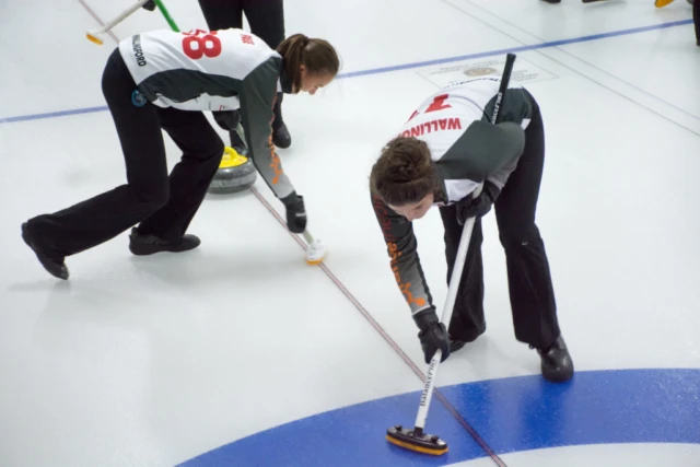september-16-18-womens-curling-tournament-7
